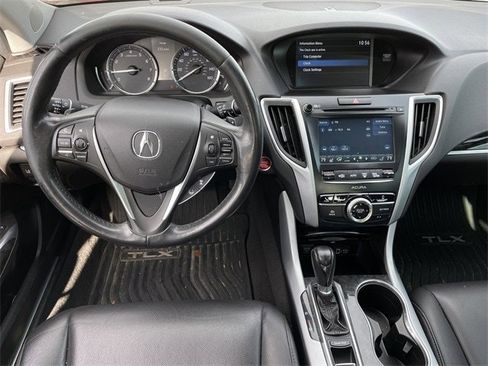Used 2019 Acura TLX image 10
