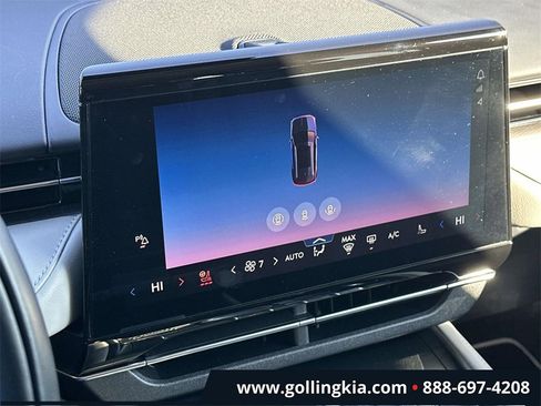 Used 2024 Lincoln Nautilus Premier image 22