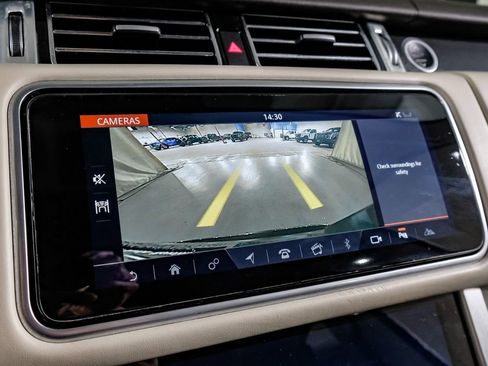 Used 2021 Land Rover Range Rover P525 Westminster Edition image 21