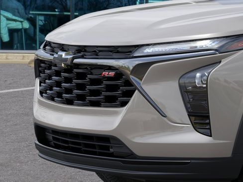 New 2026 Chevrolet Trax RS w/ Sunroof Package FWD image 13