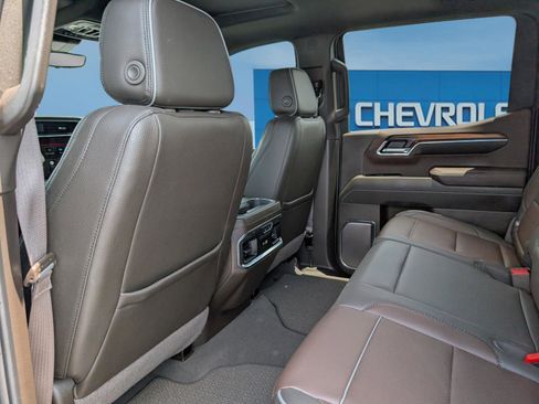 Used 2024 GMC Sierra 1500 Denali w/ Denali Reserve Package image 14