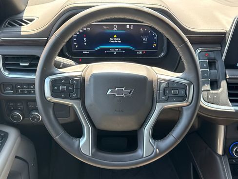 Used 2023 Chevrolet Suburban Z71 w/ Luxury Package AWD/4WD image 24