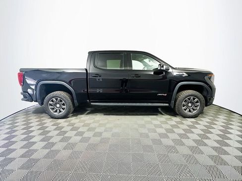 Used 2024 GMC Sierra 1500 AT4 w/ Technology Package image 9
