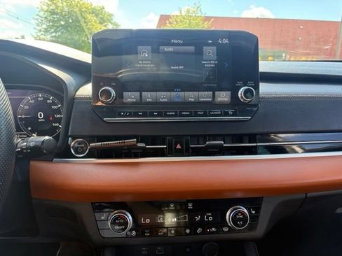 Used 2023 Mitsubishi Outlander SEL AWD/4WD image 19