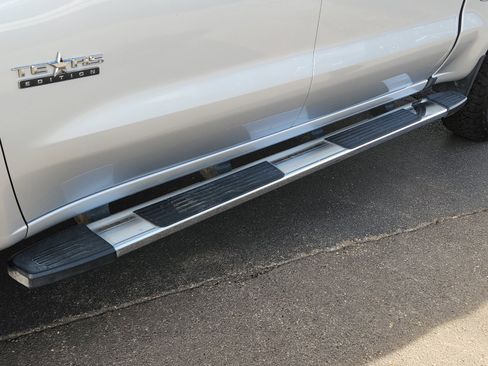 Used 2020 Chevrolet Silverado 1500 LT w/ Texas Edition image 8