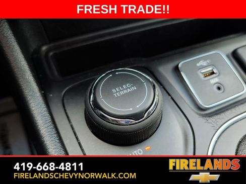 Used 2020 Jeep Cherokee Latitude Plus w/ Cold Weather Group image 35