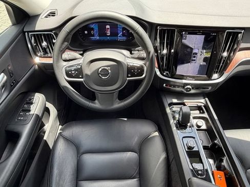 Certified 2023 Volvo S60 B5 Plus w/ Climate Package AWD/4WD image 15