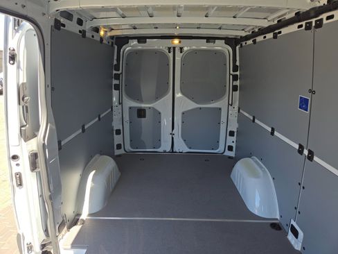 New 2025 Mercedes-Benz Sprinter 2500 image 16