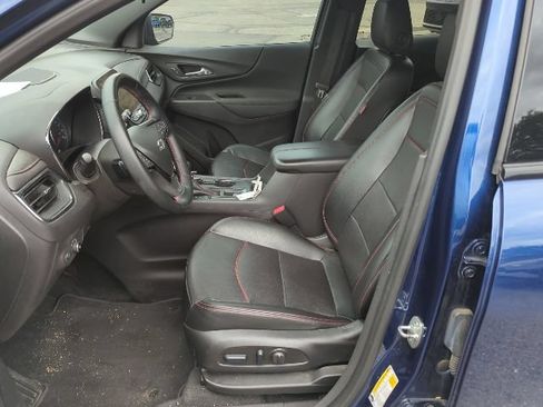 Used 2023 Chevrolet Equinox RS w/ RS Leather Package FWD image 5