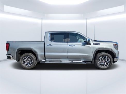 New 2026 GMC Sierra 1500 SLT w/ SLT Premium Plus Package image 3