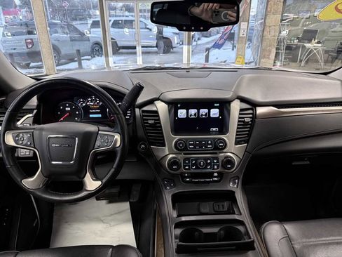 Used 2019 GMC Yukon Denali w/ Denali Ultimate Package image 43
