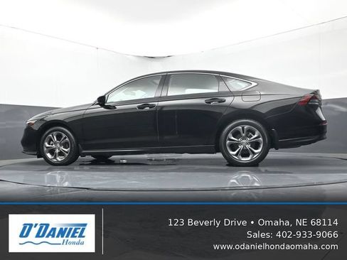 Used 2024 Honda Accord EX image 10