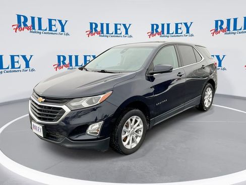 Used 2020 Chevrolet Equinox LT w/ Driver Convenience Package image 1