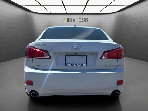 Used 2011 Lexus IS 250 w/ Premium Pkg Value Edition RWD image 9