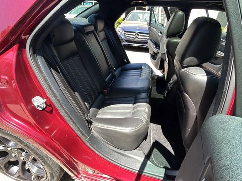 Used 2020 Chrysler 300 S image 19