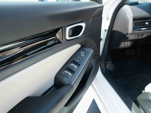 Certified 2024 Honda Civic Touring image 6