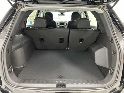 Used 2023 Chevrolet Equinox LS AWD/4WD image 23