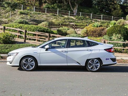 Used 2019 Honda Clarity Touring image 4