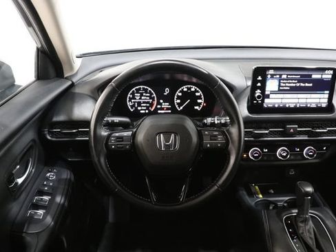 Used 2025 Honda HR-V EX-L image 11
