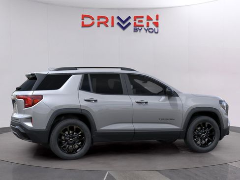 New 2026 GMC Terrain Elevation w/ Elevation Premium Package FWD image 4