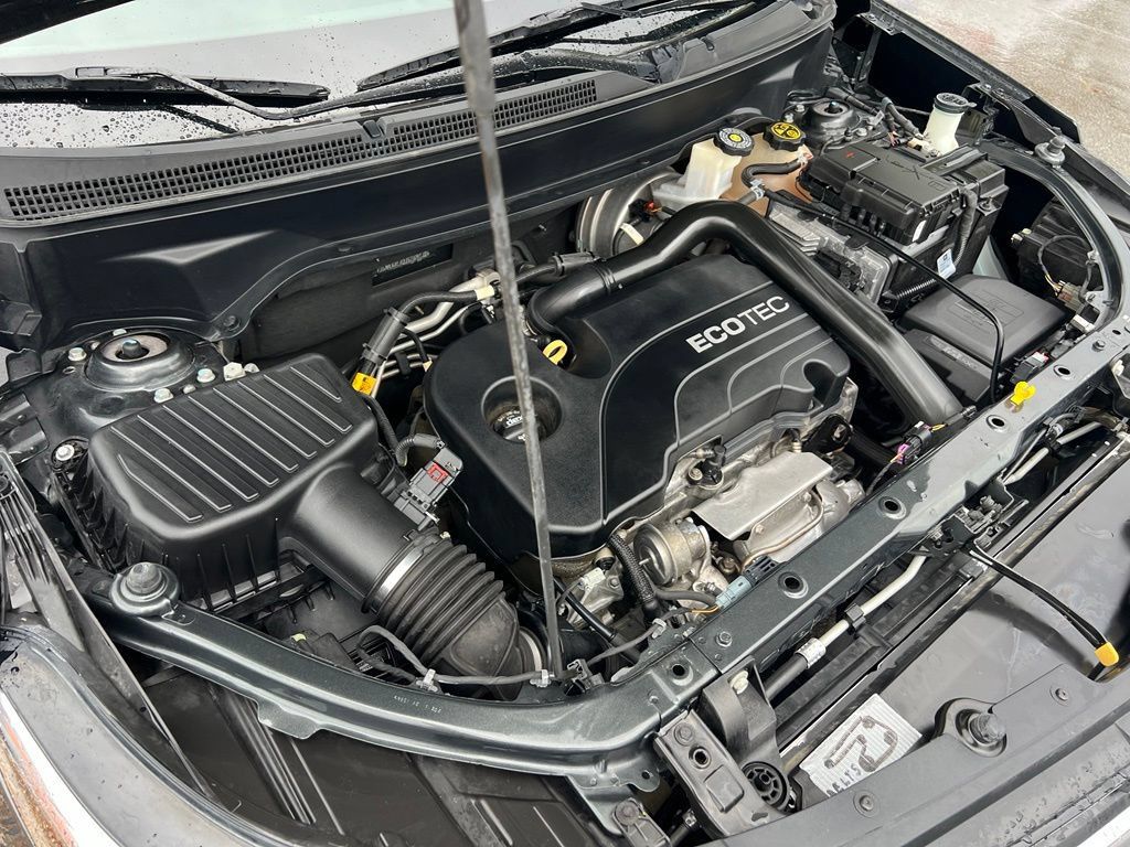 Used 2018 Chevrolet Equinox LT FWD image 44