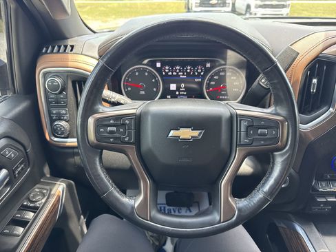 Used 2021 Chevrolet Silverado 2500 High Country w/ Z71 Off-Road Package AWD/4WD image 14