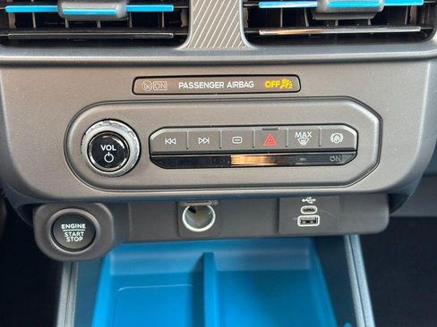 New 2026 Ford Maverick XLT w/ XLT Luxury Package FWD image 25