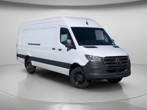 New 2025 Mercedes-Benz Sprinter 3500 image 1