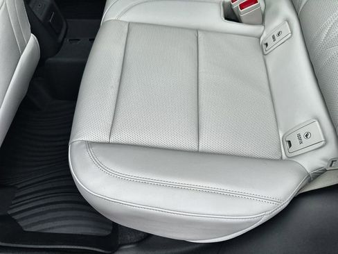 New 2026 Buick Envision Avenir AWD/4WD image 17
