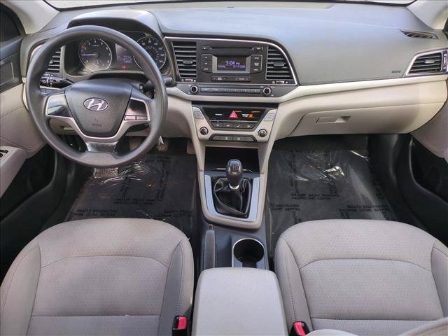Used 2018 Hyundai Elantra SE FWD image 16
