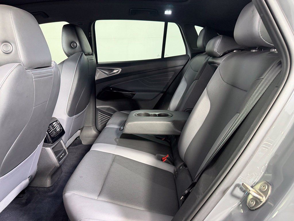 Used 2023 Volkswagen ID.4 Pro S RWD image 22