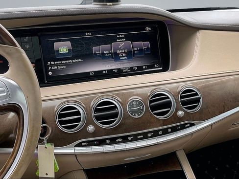 Used 2015 Mercedes-Benz S 550 Sedan image 6