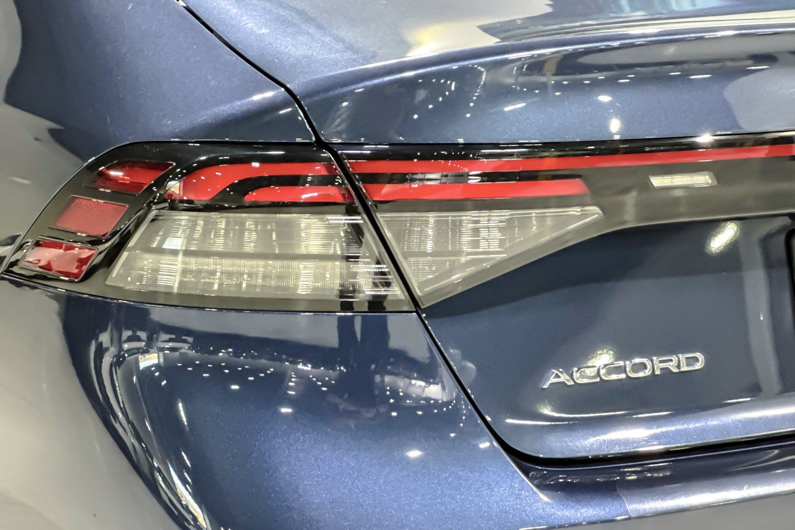 Used 2024 Honda Accord EX image 28