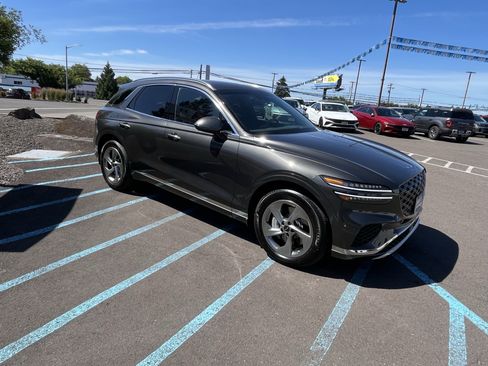 Used 2026 Genesis GV70 2.5T Advanced AWD/4WD image 7