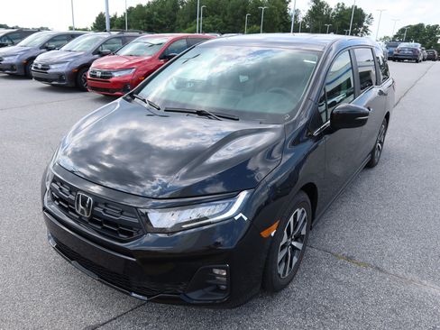 New 2026 Honda Odyssey EX-L image 2