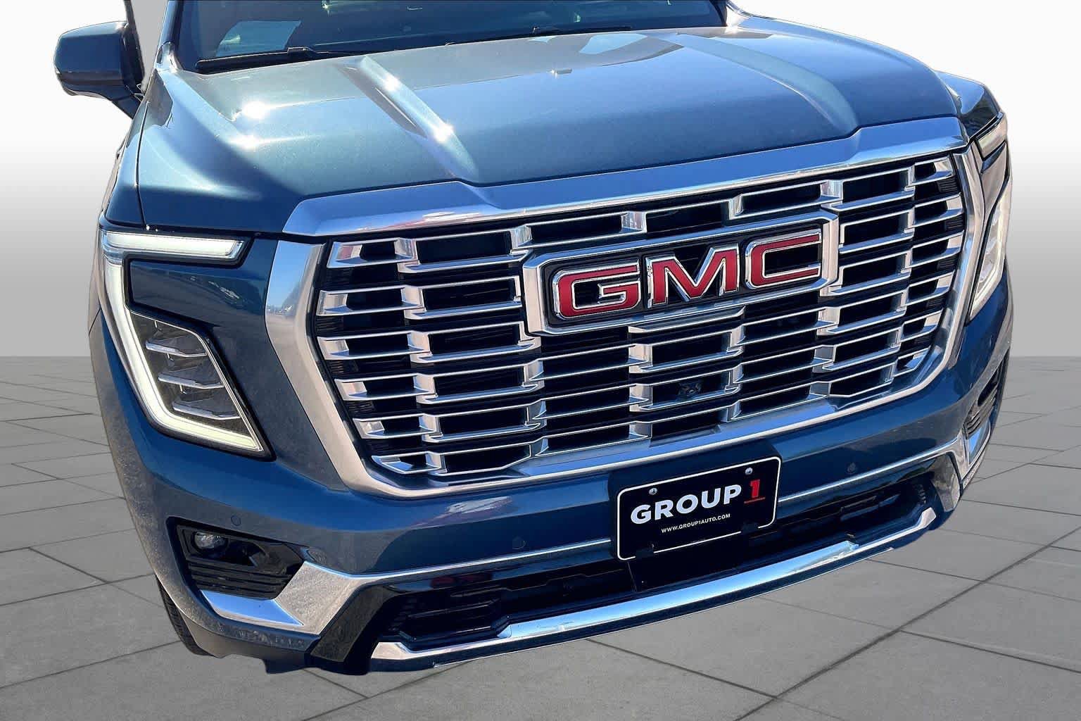 Used 2025 GMC Yukon Denali w/ Denali Reserve Package AWD/4WD image 29
