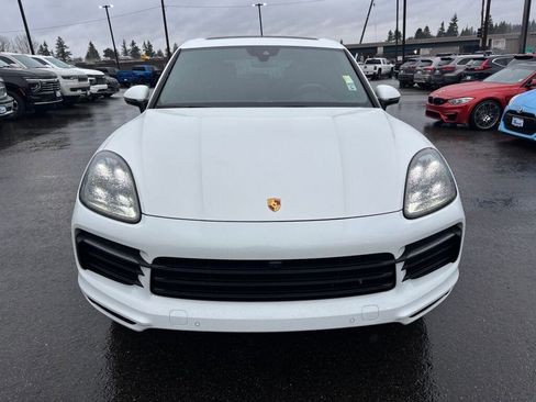 Used 2021 Porsche Cayenne S image 2