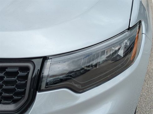 New 2026 Jeep Compass Latitude image 10