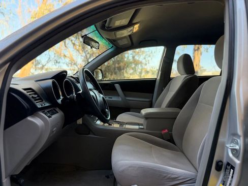 Used 2008 Toyota Highlander 2WD image 10