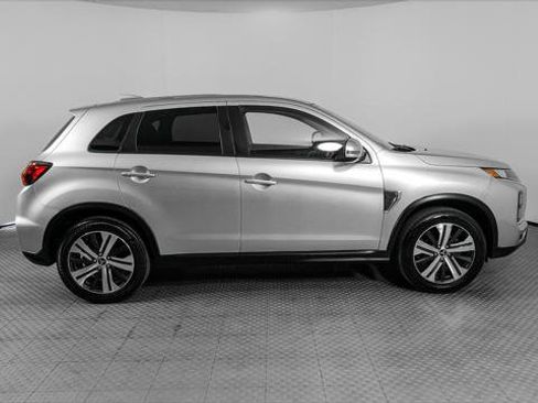 Used 2021 Mitsubishi Outlander Sport SE FWD image 9