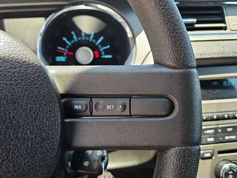 Used 2011 Ford Mustang GT w/ Security Pkg RWD image 22