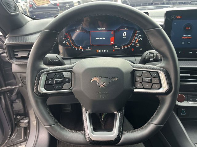 Used 2025 Ford Mustang Coupe RWD image 21