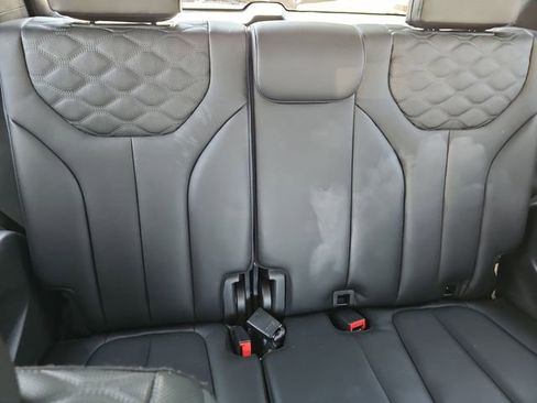 Used 2021 Hyundai Palisade Limited w/ Cargo Package FWD image 12