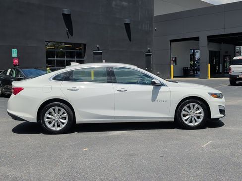 Used 2024 Chevrolet Malibu LT FWD image 4