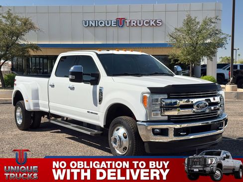 Used 2017 Ford F350 Lariat w/ Lariat Ultimate Package image 3