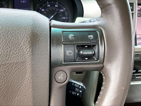 Used 2011 Lexus GX 460 w/ Comfort Plus Pkg image 21