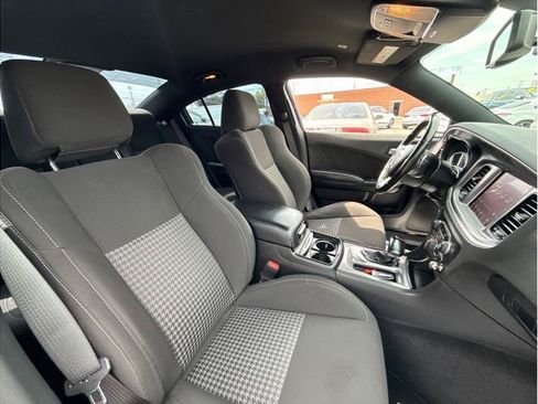 Used 2020 Dodge Charger GT w/ Blacktop Package RWD image 7