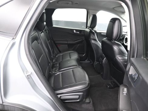 Used 2021 Ford Escape Titanium AWD/4WD image 27