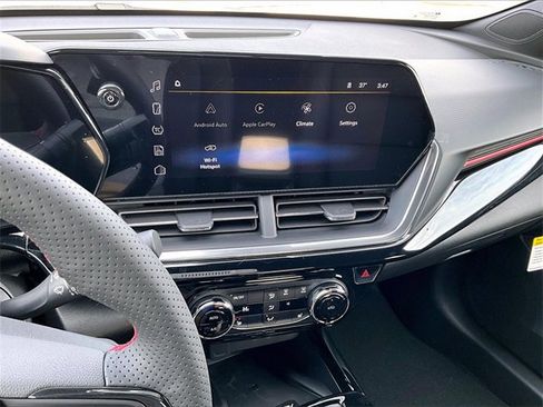 New 2026 Chevrolet Trax RS w/ Sunroof Package image 11