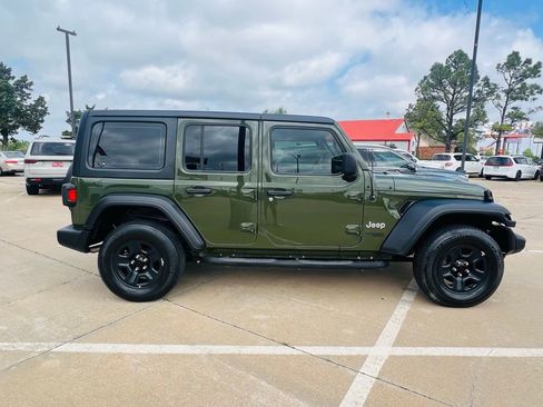 Used 2020 Jeep Wrangler Unlimited Sport AWD/4WD image 7
